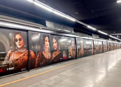 Delhi Metro Voilet Line Train Wrapping 8 Coaches